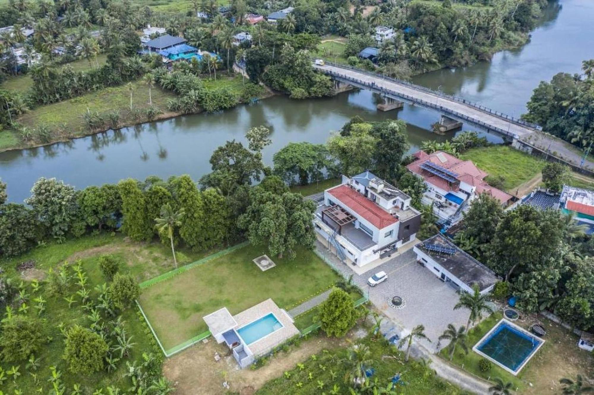 Kochi Nadhiyoram River Retreat מראה חיצוני תמונה